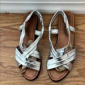 Callisto of California women’s flat sandals silver  casual size 12